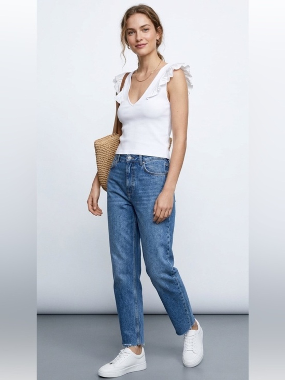 Zara White V-Neck Ruffle Trim Tank Top Size Small